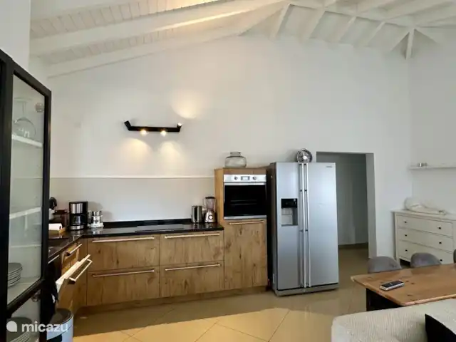 Maison familiale Jan Thiel à Marbella | Curaçao, Banda Ariba (est), Marbella Estate - villa Cuisine d’angle spacieuse