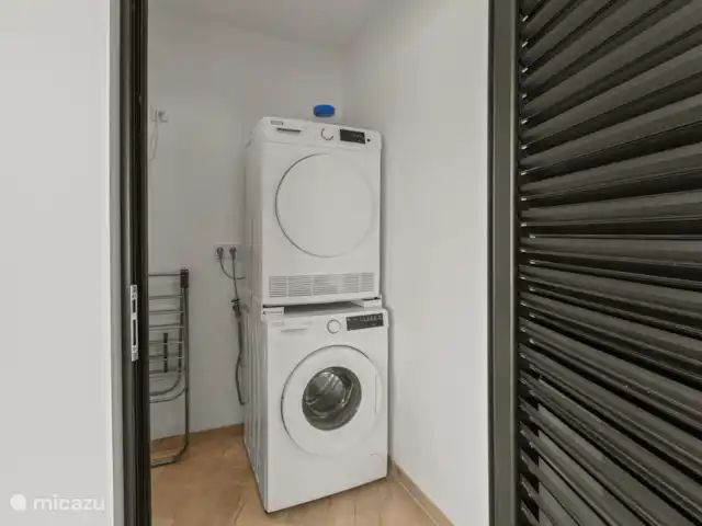 Dolce Vita Beach - Waterfront C huren in Curaçao, Banda Ariba (oost), Jan Sofat - bungalow Wasmachine en droger aanwezig voor extra gemak