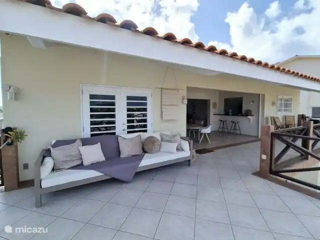 Location de Vacances Curaçao, Curaçao-Centre, Saliña, villa - Casa Seru Zen Porche avec canapé