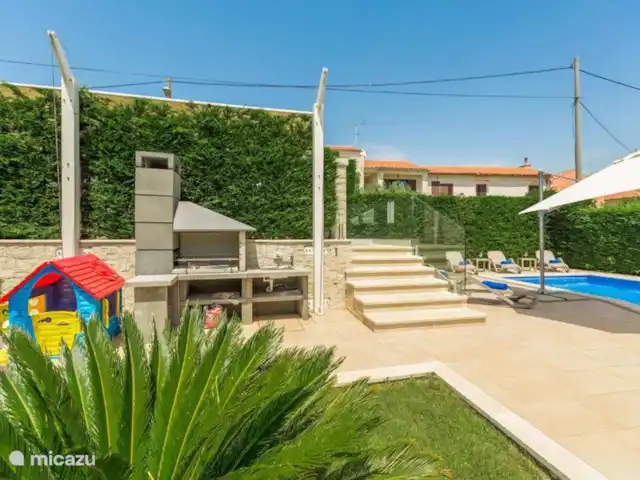 Villa Anabel | Croatie, Istrie, Kastelir-Labinci - villa Escalier dans le jardin