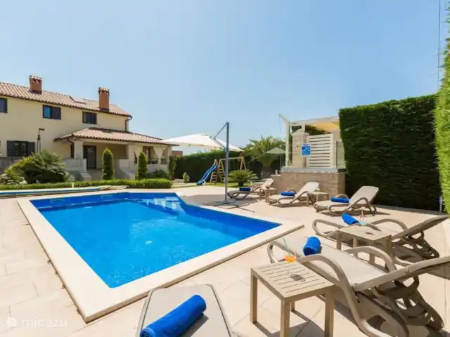 Villa Anabel | Croatie, Istrie, Kastelir-Labinci - villa Piscine + transats