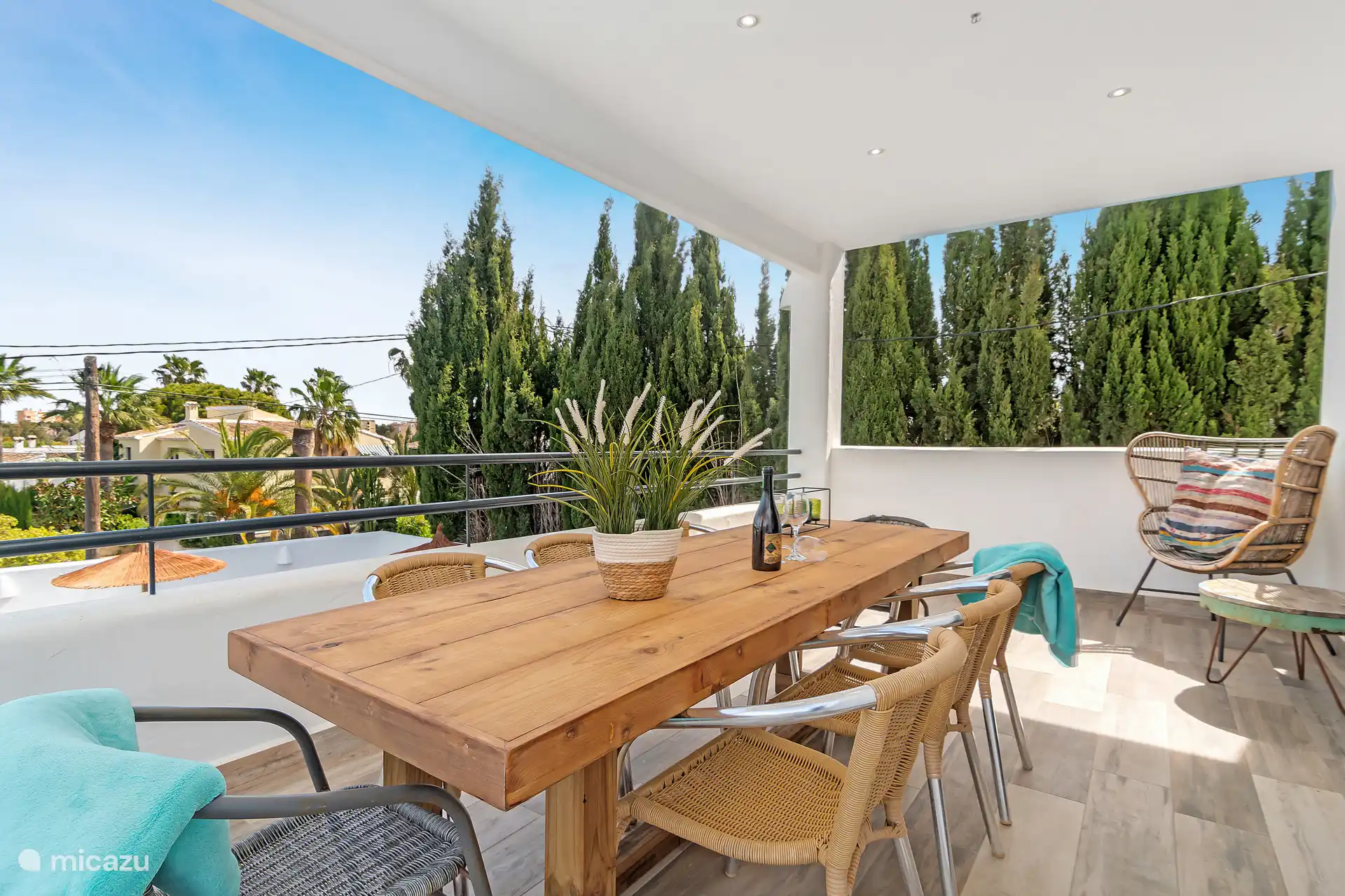 Terrasse sur balcon intérieur
