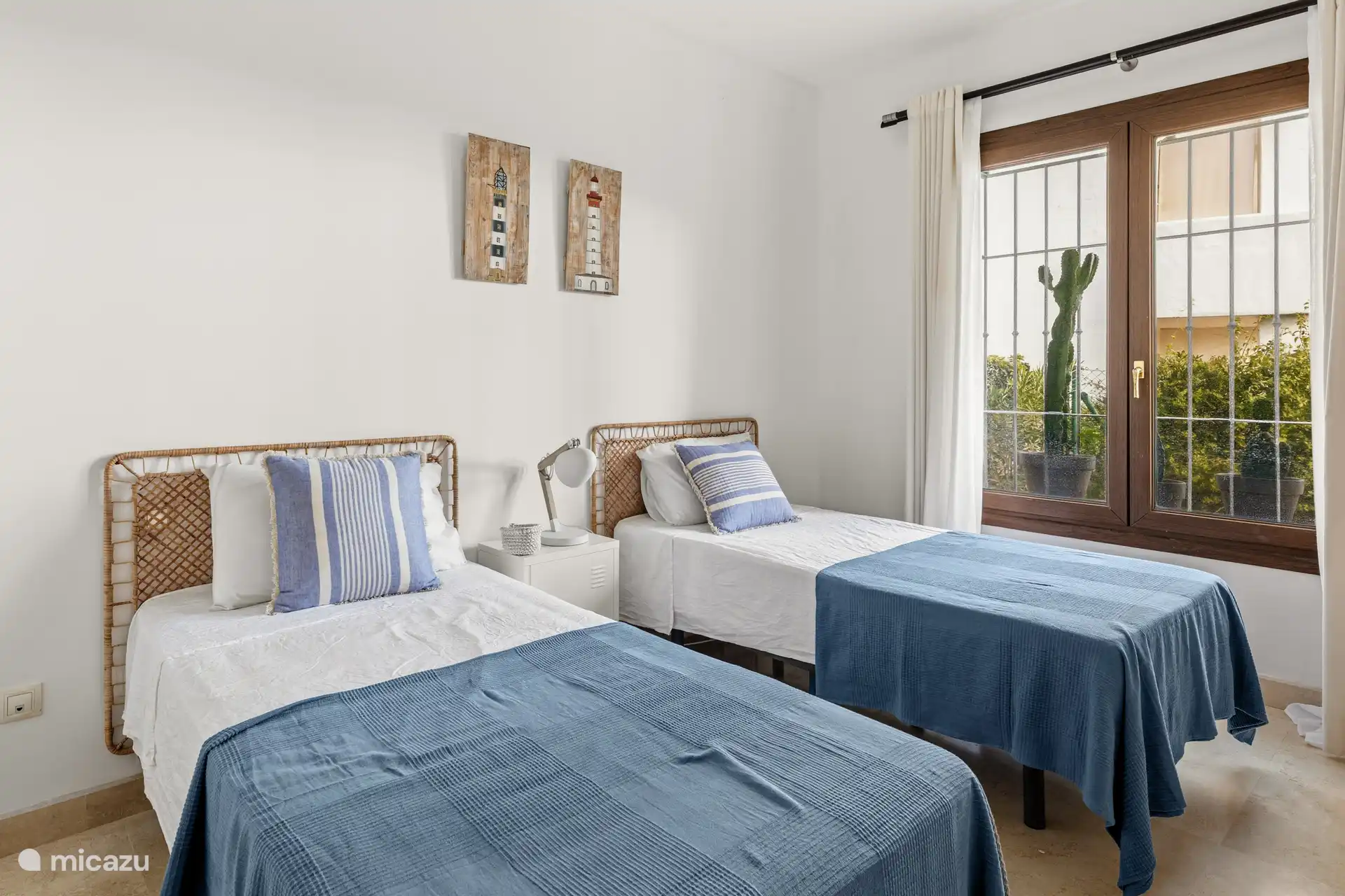 Chambre adjacente au jardin