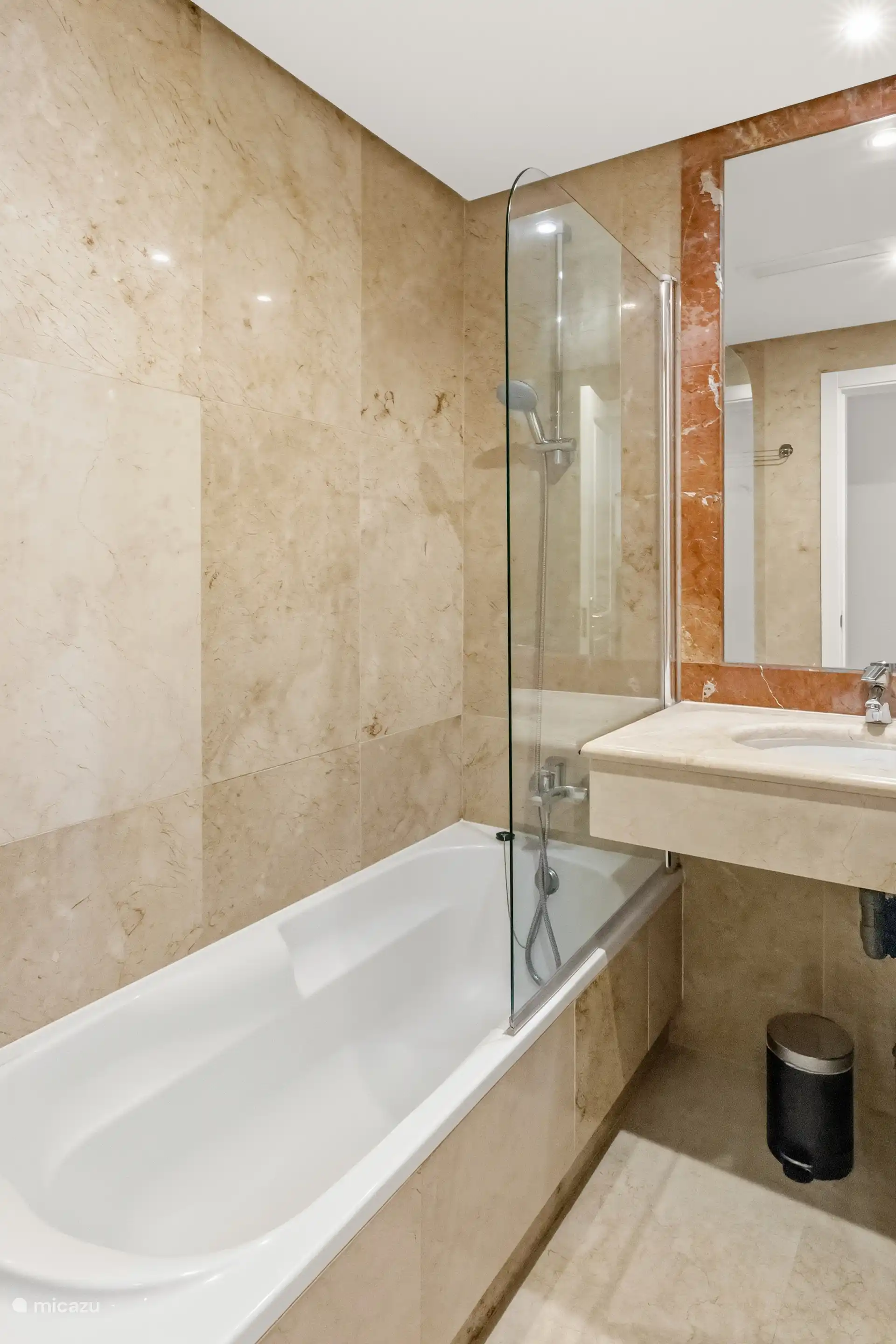 Deuxième salle de bain 