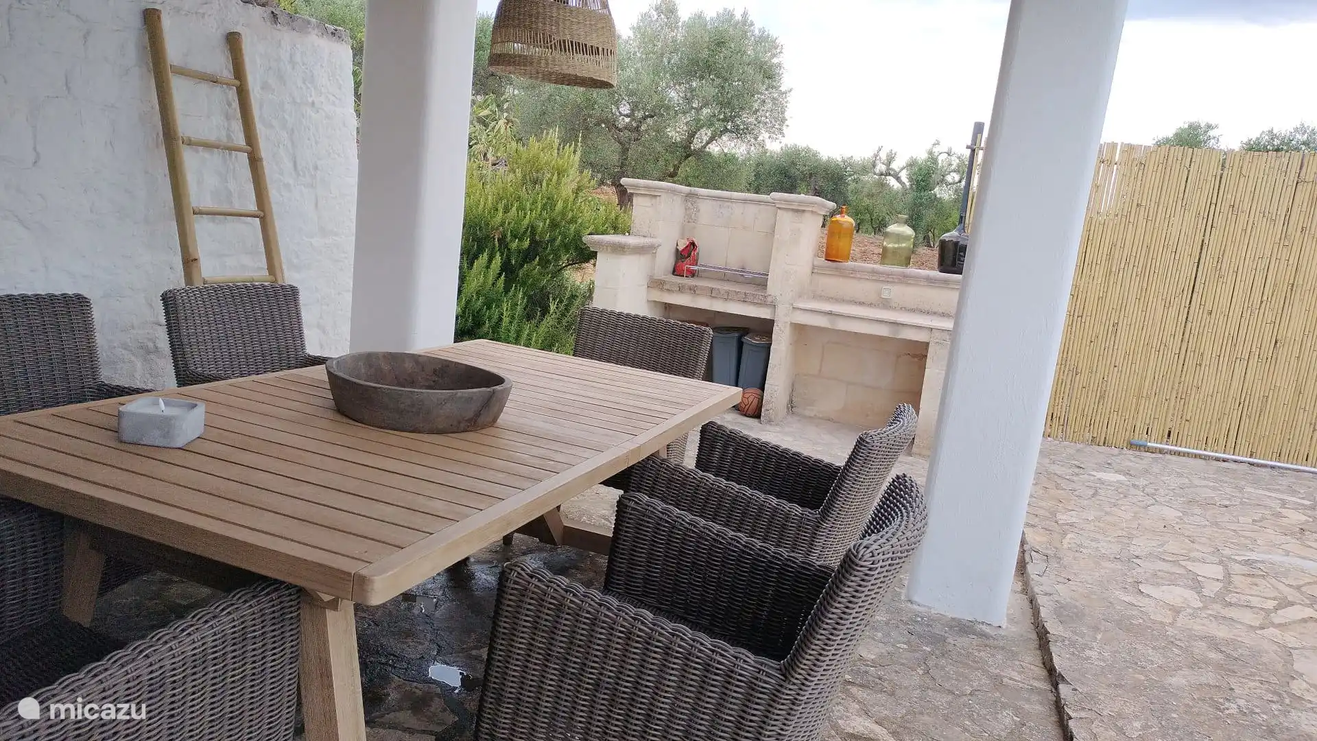 Rincón de barbacoa exterior