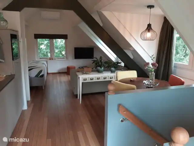 casa vacacional en Países Bajos, Güeldres, Dodewaard – La nuez diminuta Habitación vista de frente.