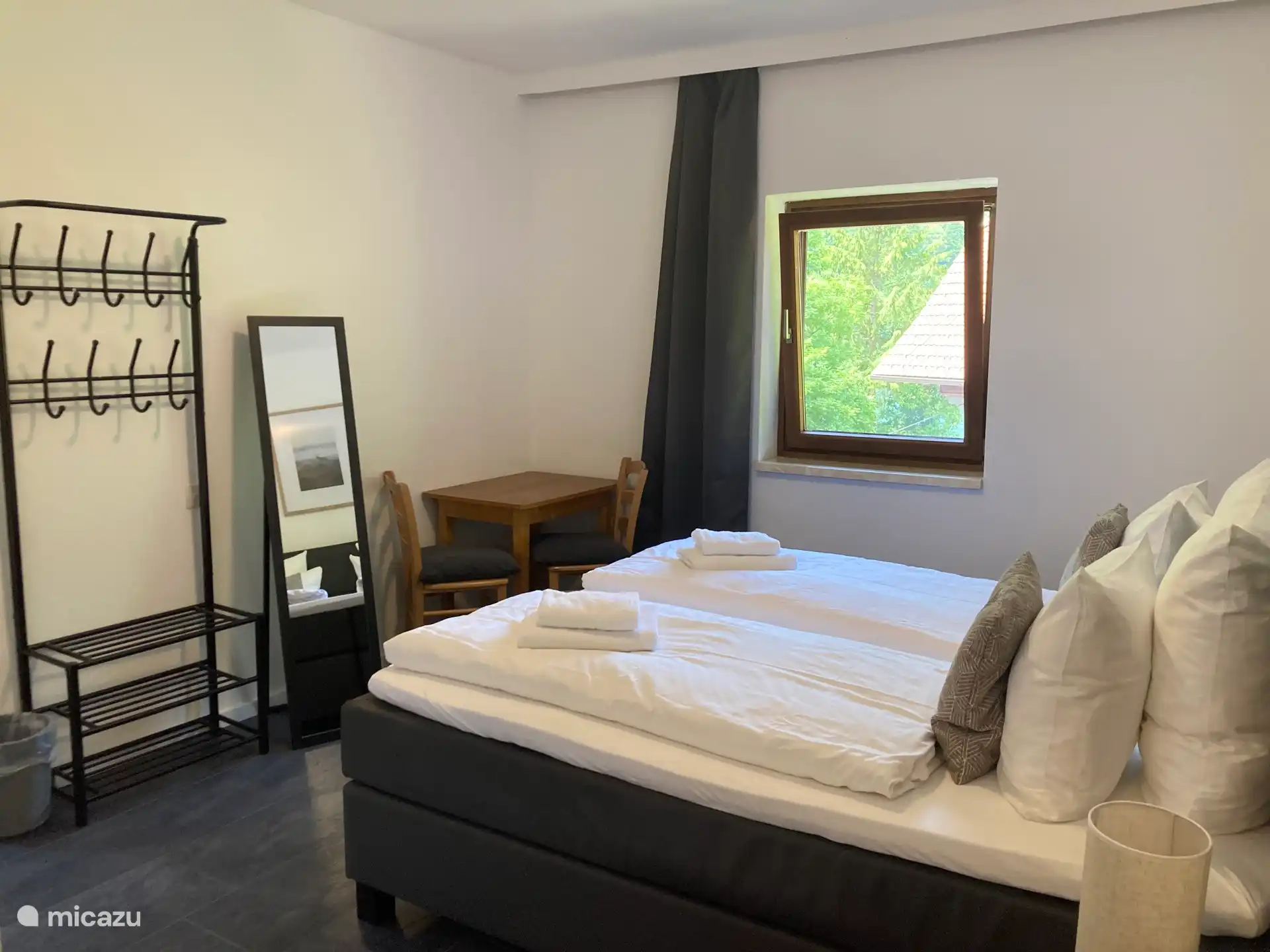 Schlafzimmer, Aussicht, Schreibtisch