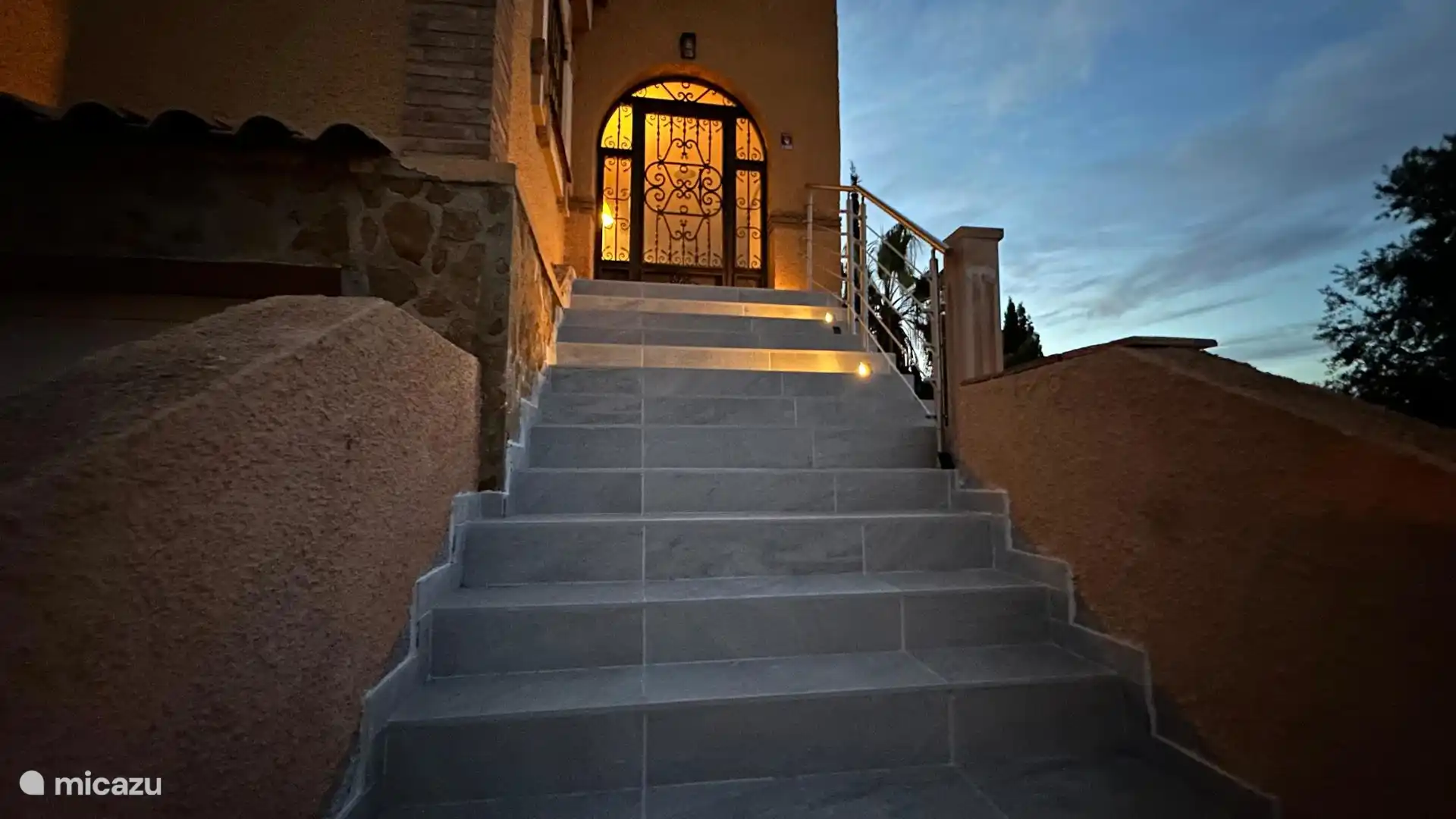 Access to the garden