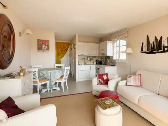 Location de Vacances France, Côte d'Azur, Cagnes-sur-Mer, appartement -  Parc des Vespins Charme Réservé aux adultes Salon