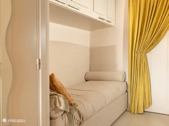 Location de Vacances France, Côte d'Azur, Cagnes-sur-Mer, appartement -  Parc des Vespins Charme Réservé aux adultes Lit supplémentaire