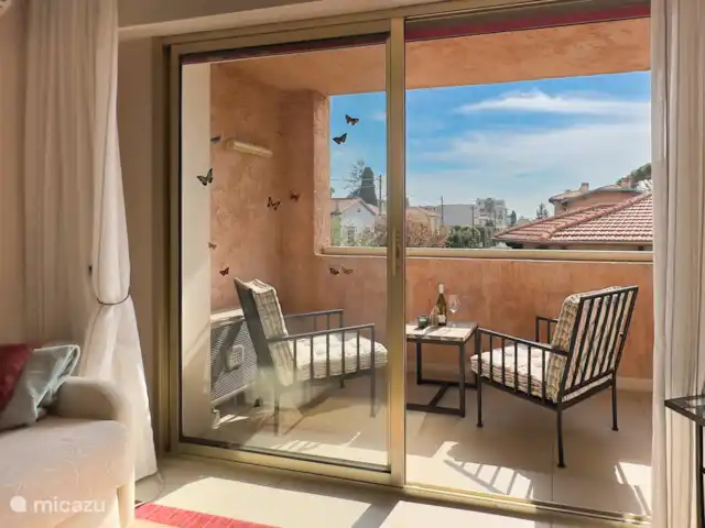 Location de Vacances France, Côte d'Azur, Cagnes-sur-Mer, appartement -  Parc des Vespins Charme Réservé aux adultes Balcon