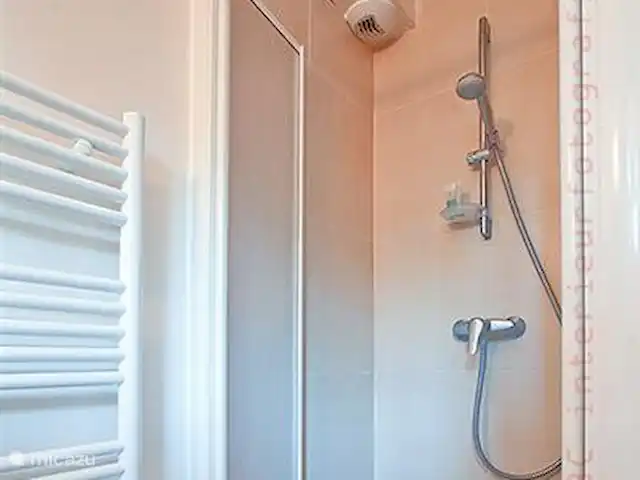 Location de Vacances France, Côte d'Azur, Cagnes-sur-Mer, appartement -  Parc des Vespins Charme Réservé aux adultes Salle de Bains