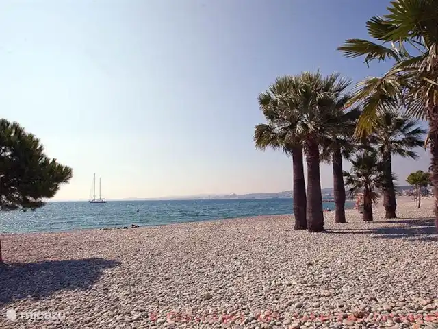 Location de Vacances France, Côte d'Azur, Cagnes-sur-Mer, appartement -  Parc des Vespins Charme Réservé aux adultes Plage à distance de marche, 5 minutes