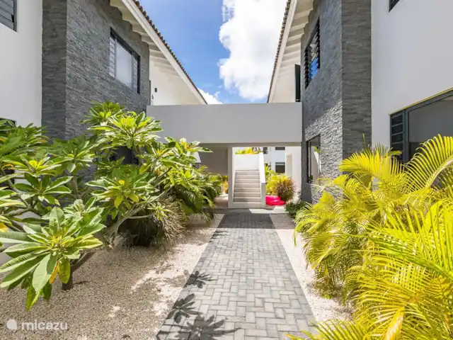 apartamento en Curazao, Banda Arriba (este), Jan Thiel – Penthouse Sunny Palm Curazao Jardín tropical