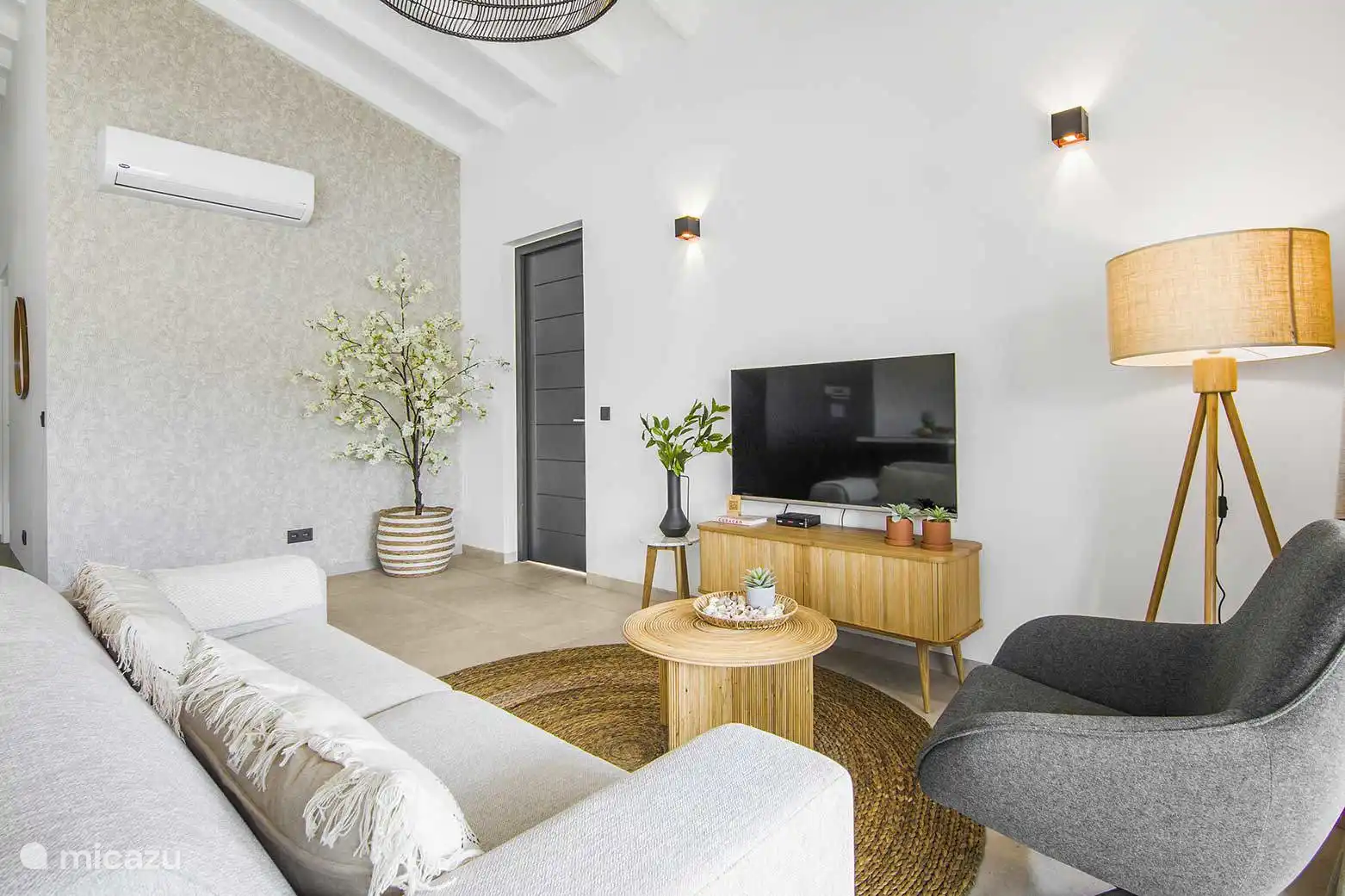 Salón con aire acondicionado