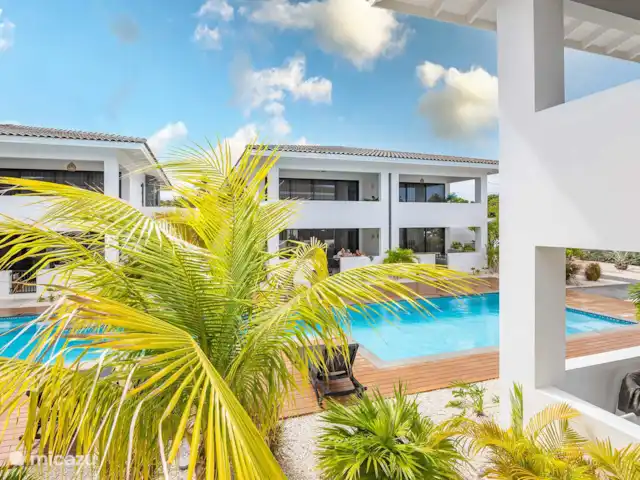 apartamento en Curazao, Banda Arriba (este), Jan Thiel – Penthouse Sunny Palm Curazao Vista al jardín y a la piscina