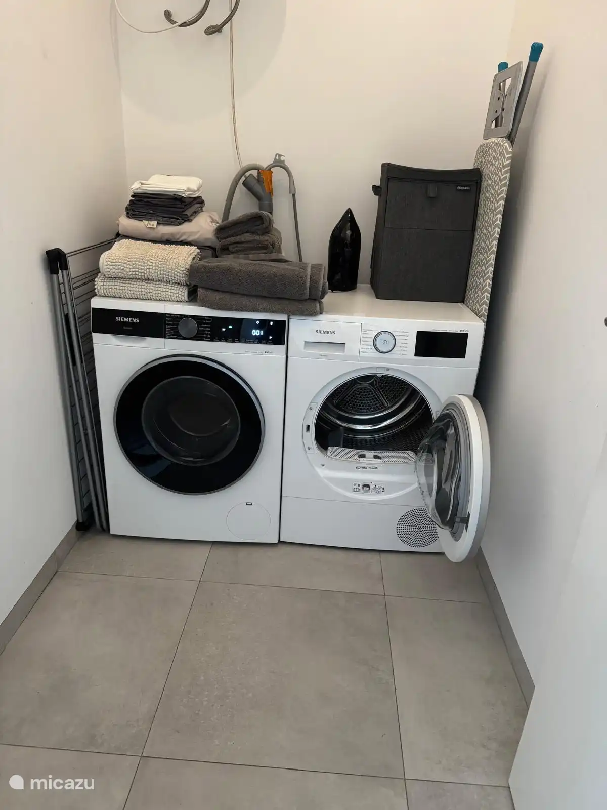 Lavadero y almacenamiento en el maletero