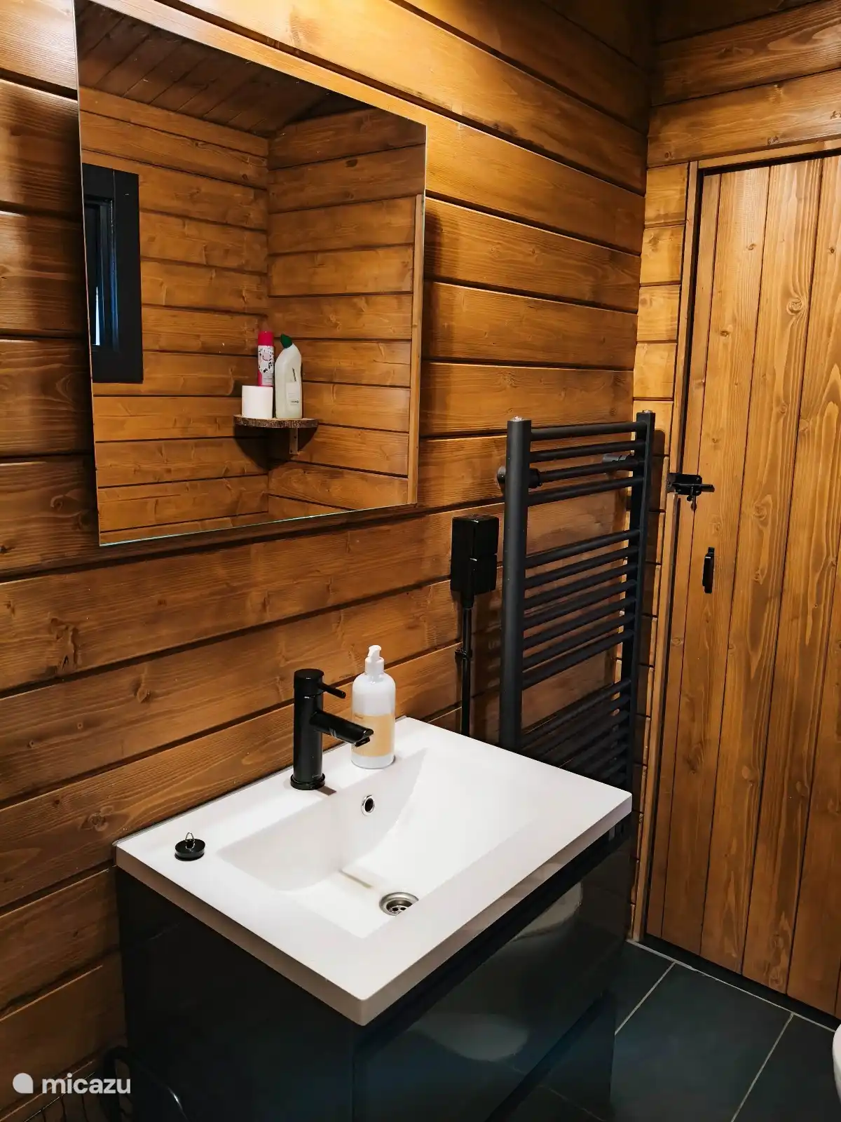 Waschbecken im Badezimmer