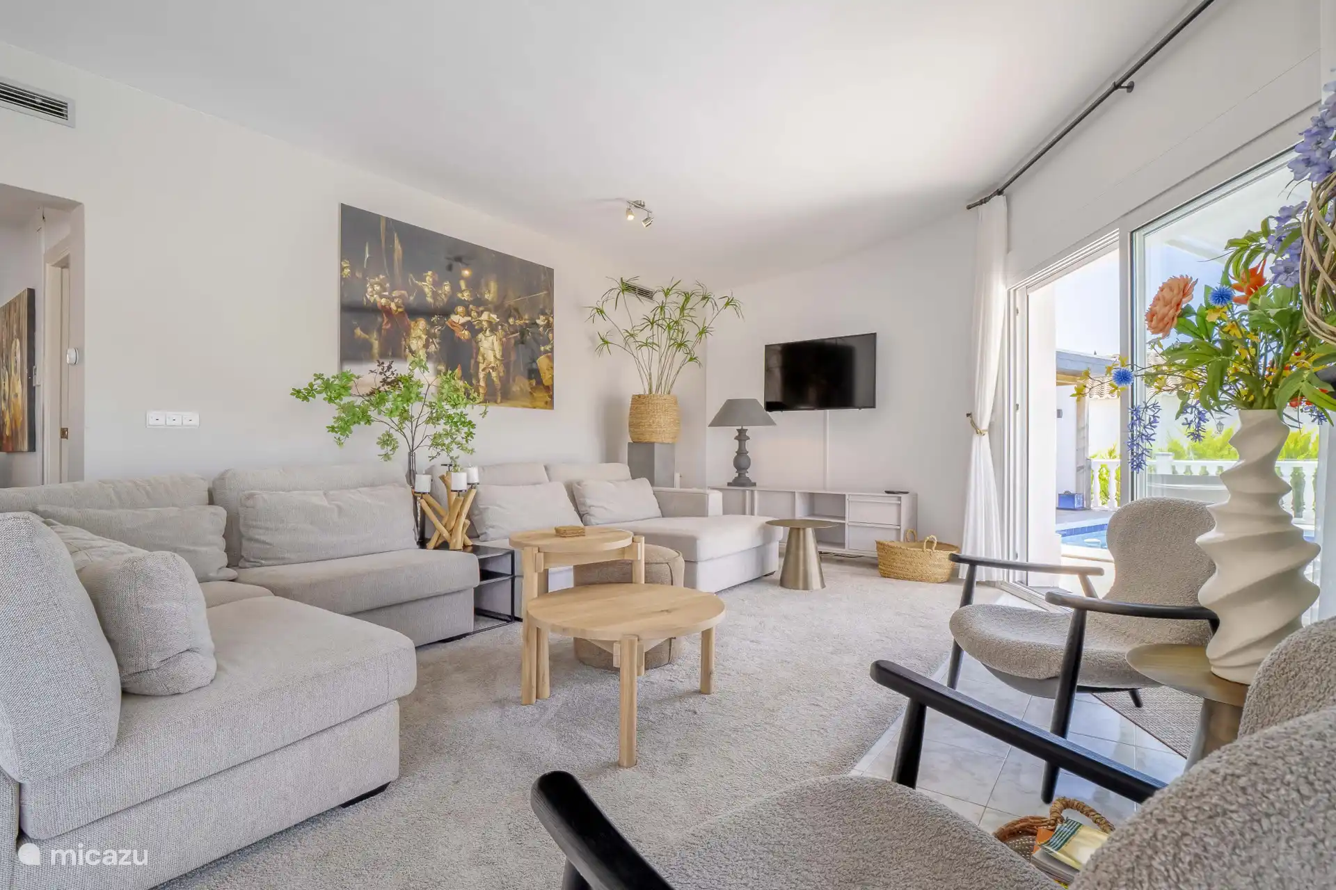 Stilvolle und komfortable Einrichtung.