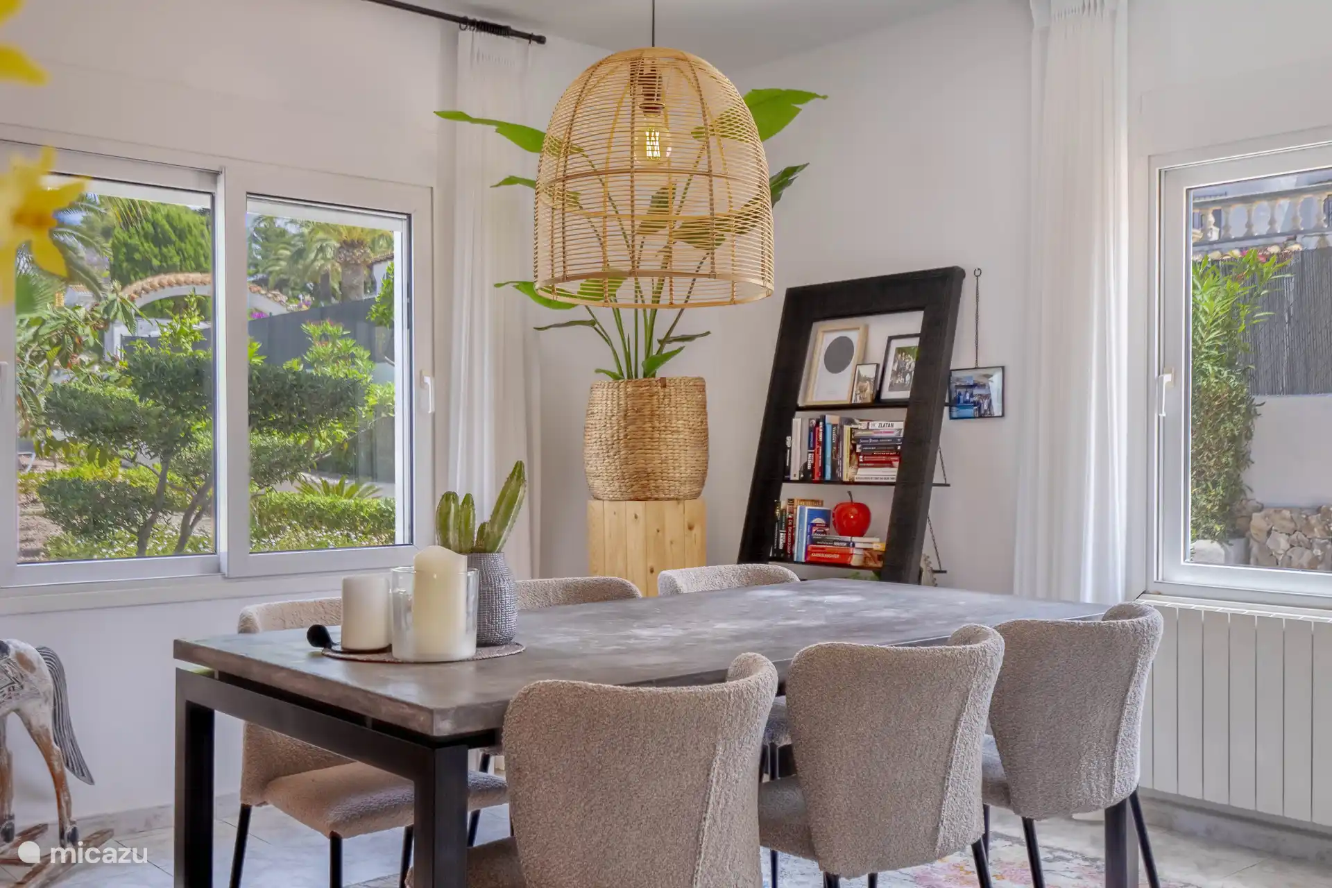 Stimmungsvolles Essen mit der ganzen Familie.