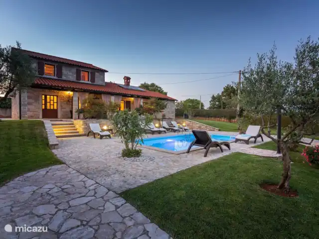 Villa Babici en Croacia, Istria, Kastelir-Labinci - villa La villa