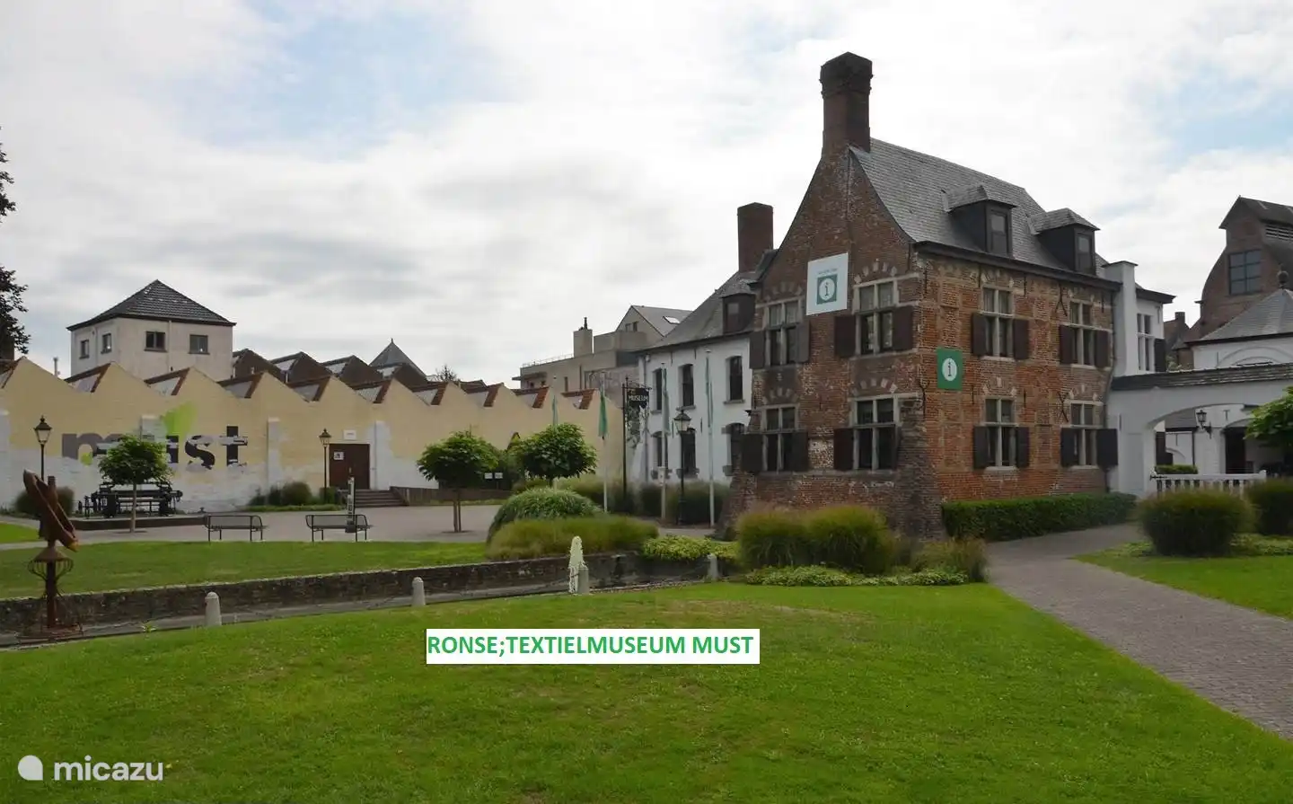 Hoge Mote met textielmuseum MUST en dienst voor toerisme