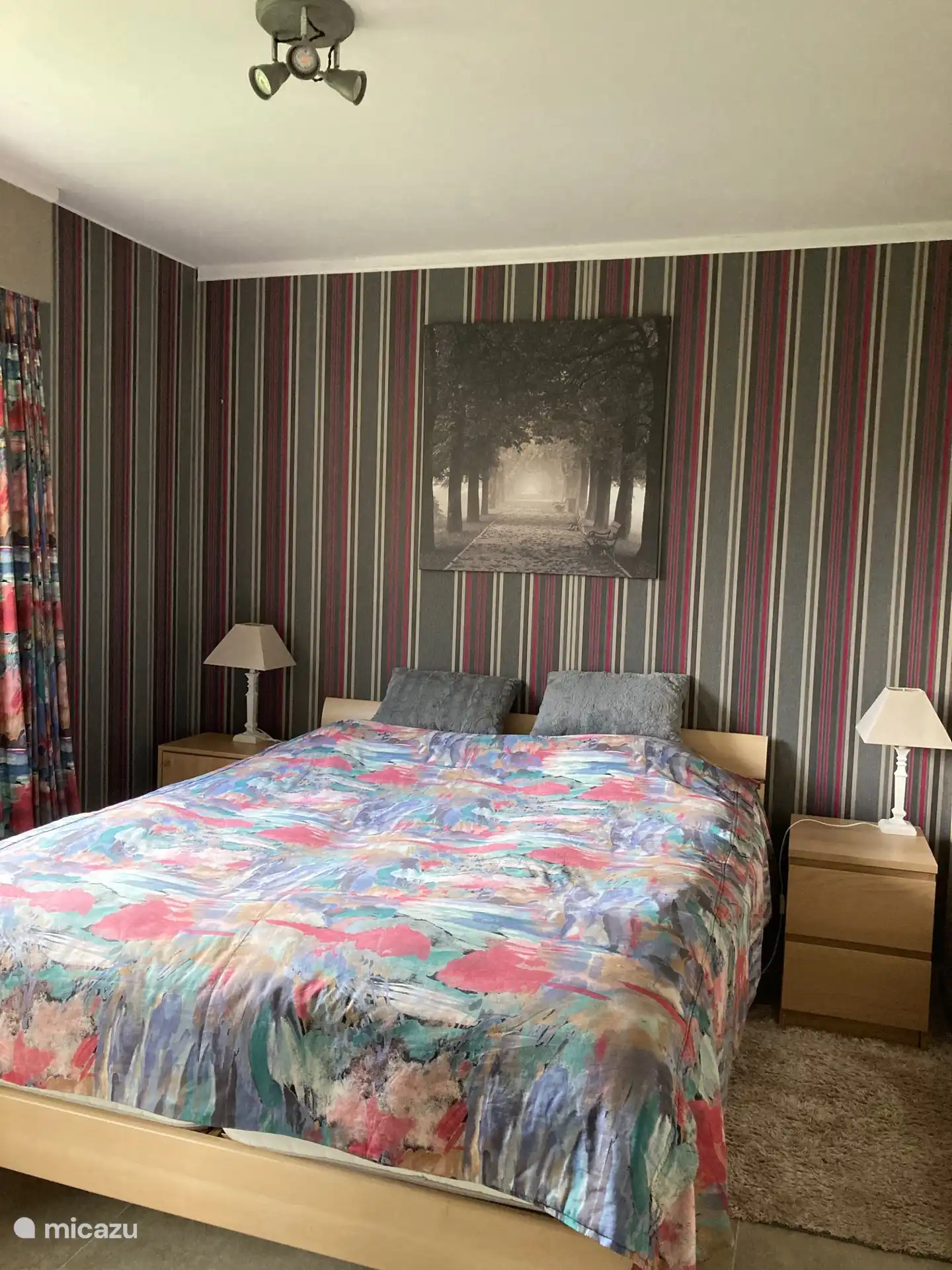 slaapkamer met 2-persoonsbed 1,60x2,00m