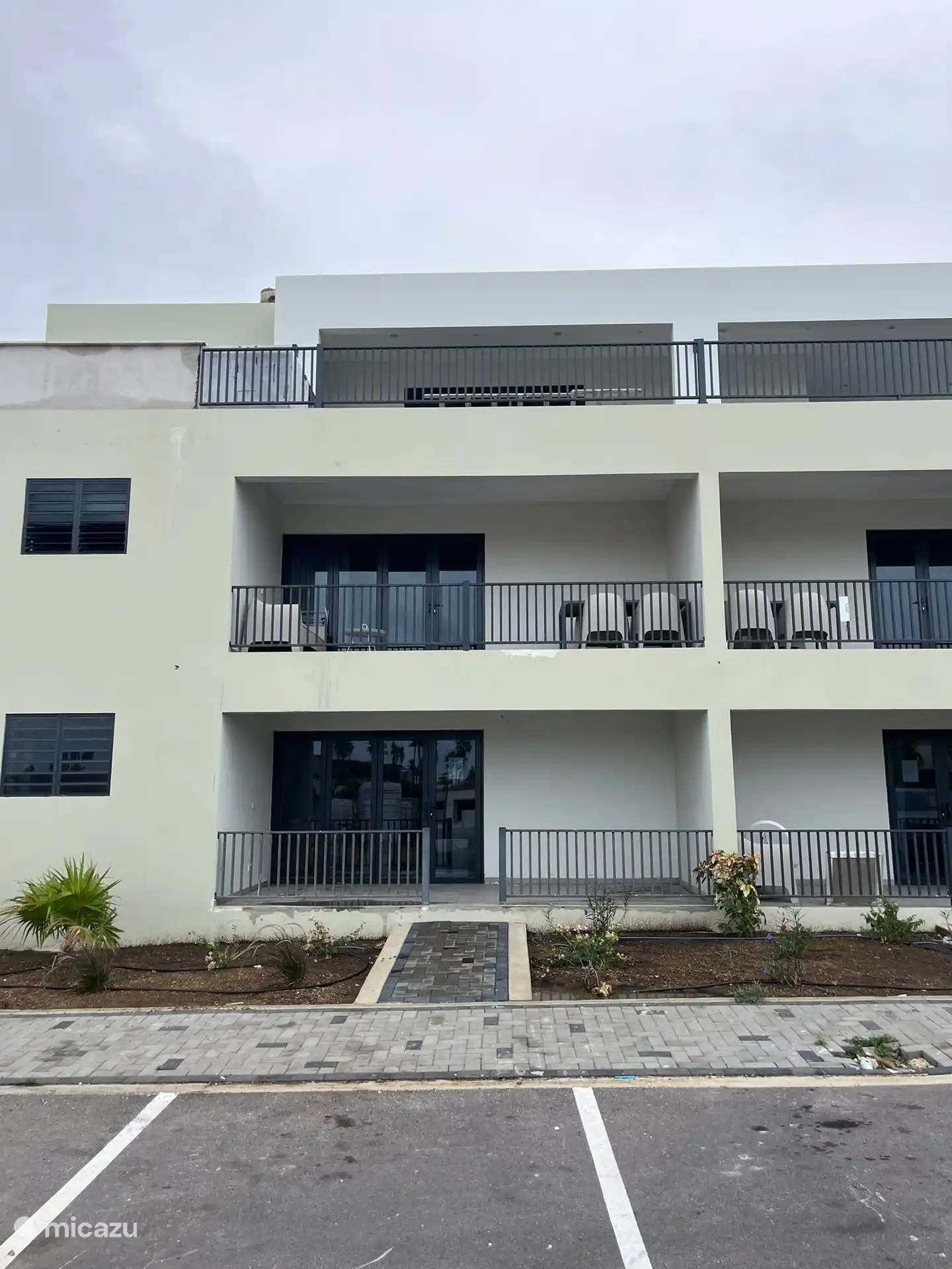 Apartment Serena at Mambo Beach  huren in Curaçao, Curacao-Midden, Willemstad - villa
