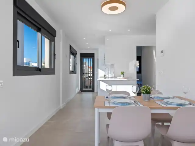 Location de Vacances Espagne, Murcia, Santiago de la Ribera, maison de vacances - Santiago SunnyVue sur la mer  Le salon et la table à manger