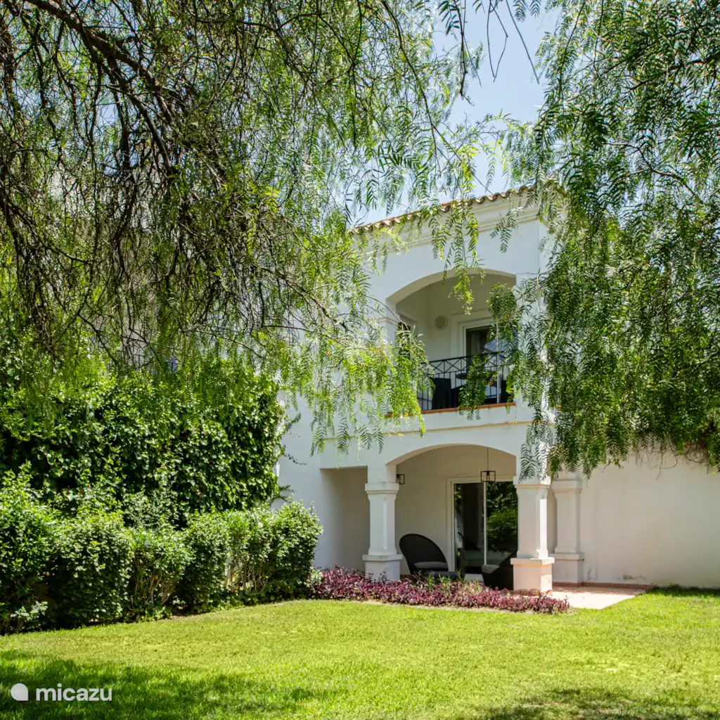 Acros Golf Villa
