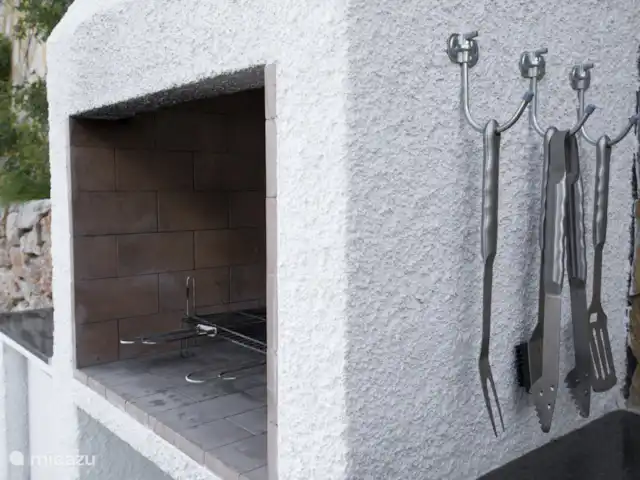 Villa Noreña | Espagne, Costa Blanca, Calpe - villa Préparez de délicieux repas sur le généreux barbecue extérieur.