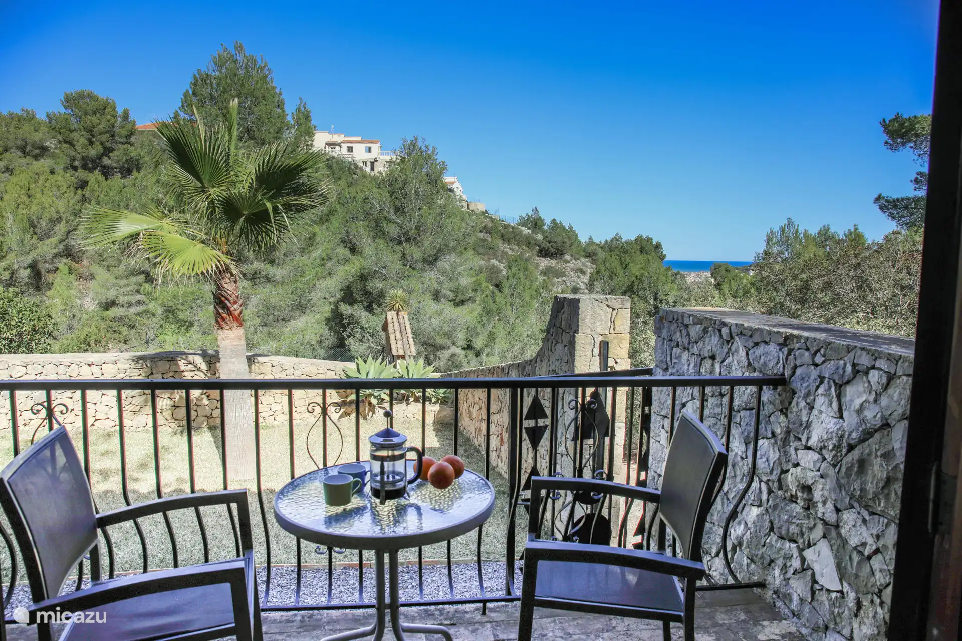 Finca Romantica offre des vacances reposantes et complètes sur la Costa Blanca.