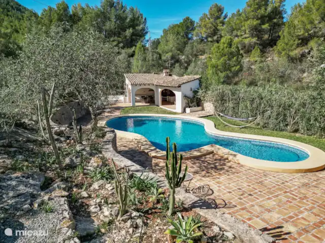 Finca Romantica huren in Spanje, Costa Blanca, Dénia - finca Volledig omringd door groen.