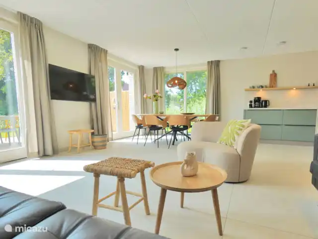 casa vacacional en Países Bajos, Holanda del Norte, Callantsoog – Villa Mar Espacio habitable de planta abierta.