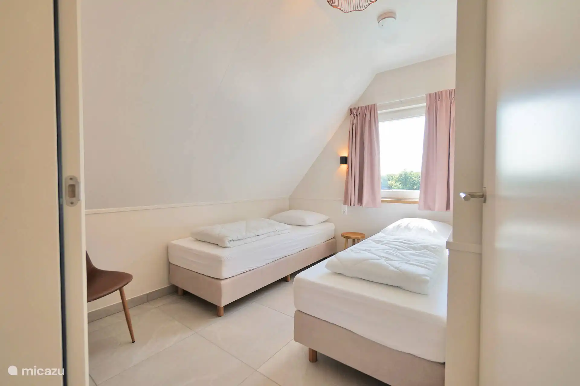 Schlafzimmer im ersten Stock. 