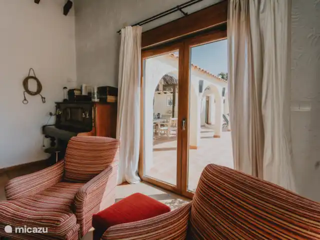 Casa Carolina | Espagne, Costa Blanca, Alfáz del Pi - villa Casa Carolina - Coin confortable avec accès direct à la terrasse.