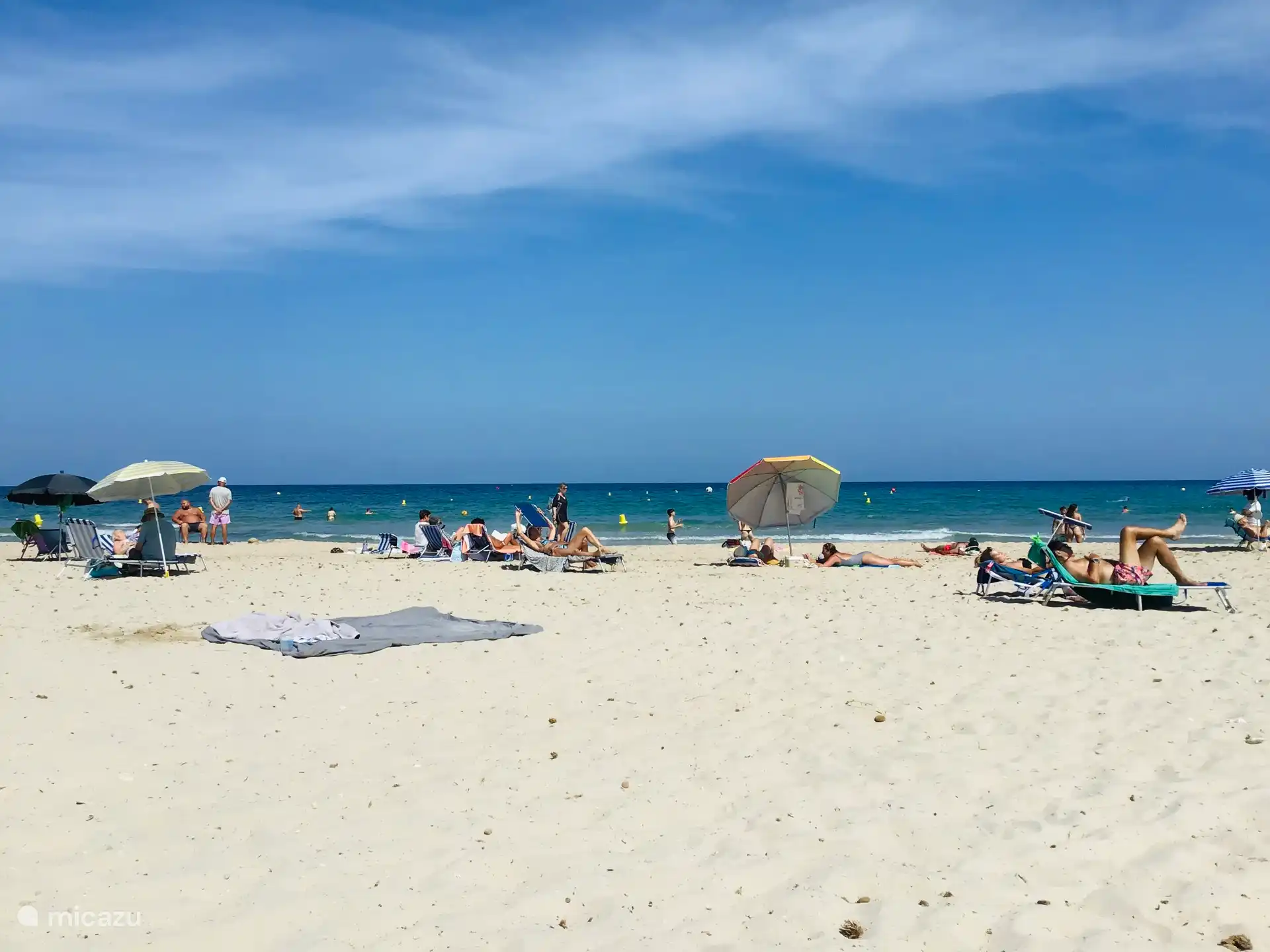 Magnifiques plages de sable vastes