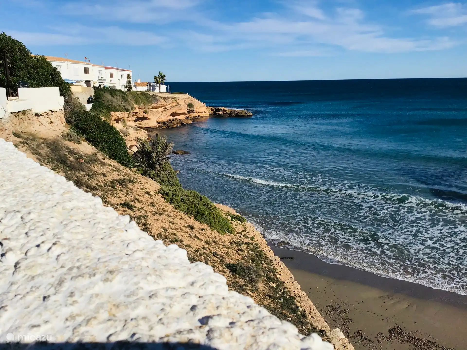 Strand op 5 autominuten van het appartement