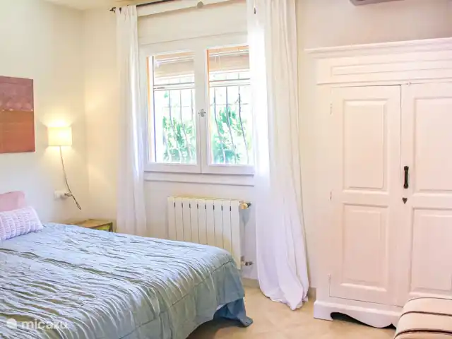 Casa Los Moros huren in Spanje, Costa Blanca, Moraira - villa Elke slaapkamer beschikt over veel opbergruimte.