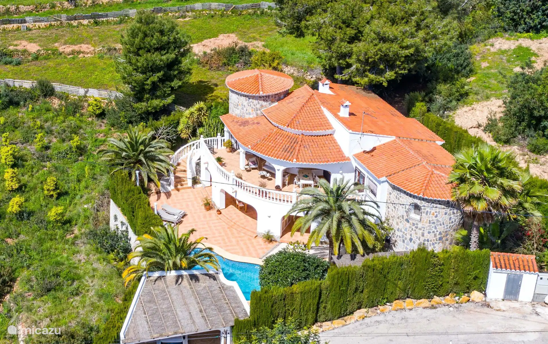 Casa Los Moros puede alojar hasta 8 personas.