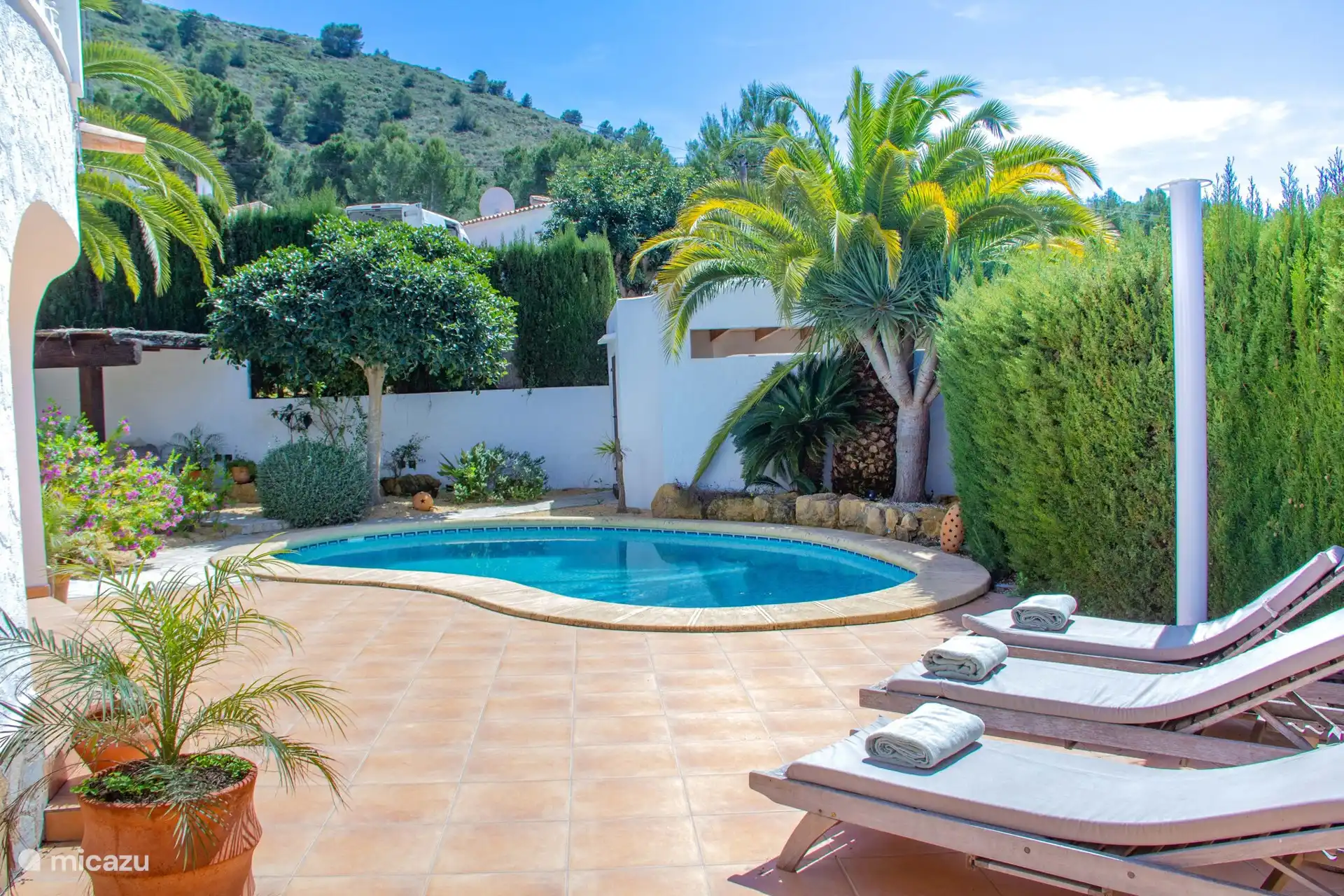 ¿También quieres relajarte aquí bajo el sol español?