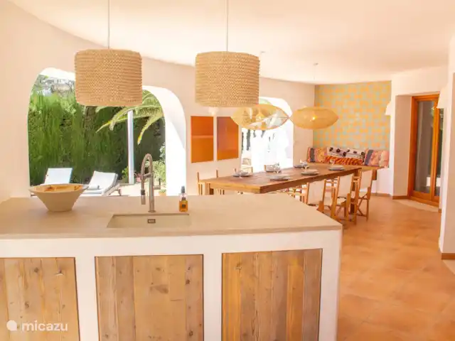 Casa Los Moros huren in Spanje, Costa Blanca, Moraira - villa De woning is fris, modern en stijlvol ingericht.