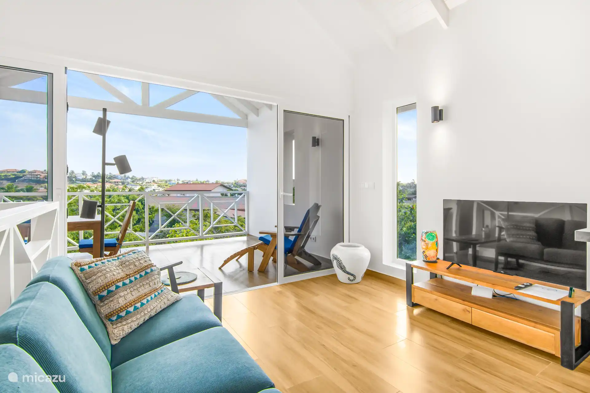 living room with terrace