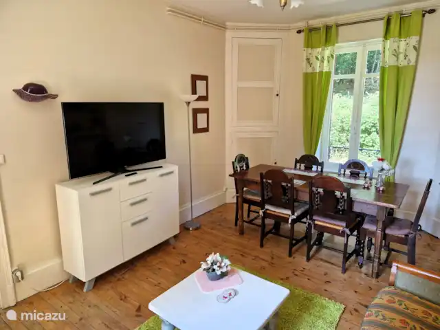 Lujosa casa de vacaciones del siglo XIX en Francia, Puy-de-Dôme, Buxières-sous-Montaigut - casa vacacional Salón