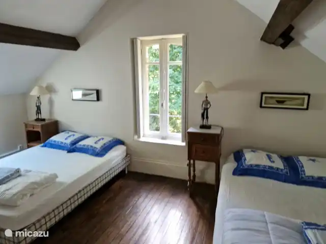 Lujosa casa de vacaciones del siglo XIX en Francia, Puy-de-Dôme, Buxières-sous-Montaigut - casa vacacional Dormitorio 4