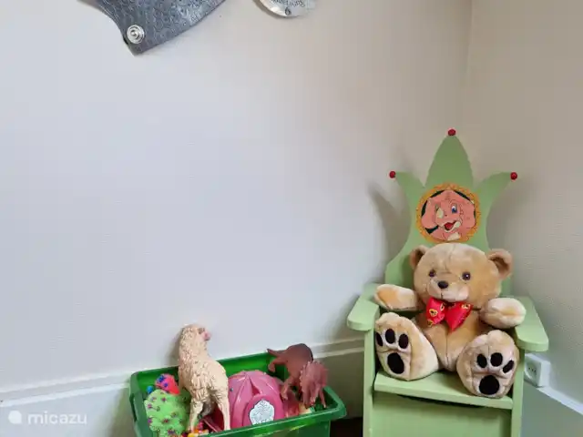 Lujosa casa de vacaciones del siglo XIX en Francia, Puy-de-Dôme, Buxières-sous-Montaigut - casa vacacional Sala de juegos para niños