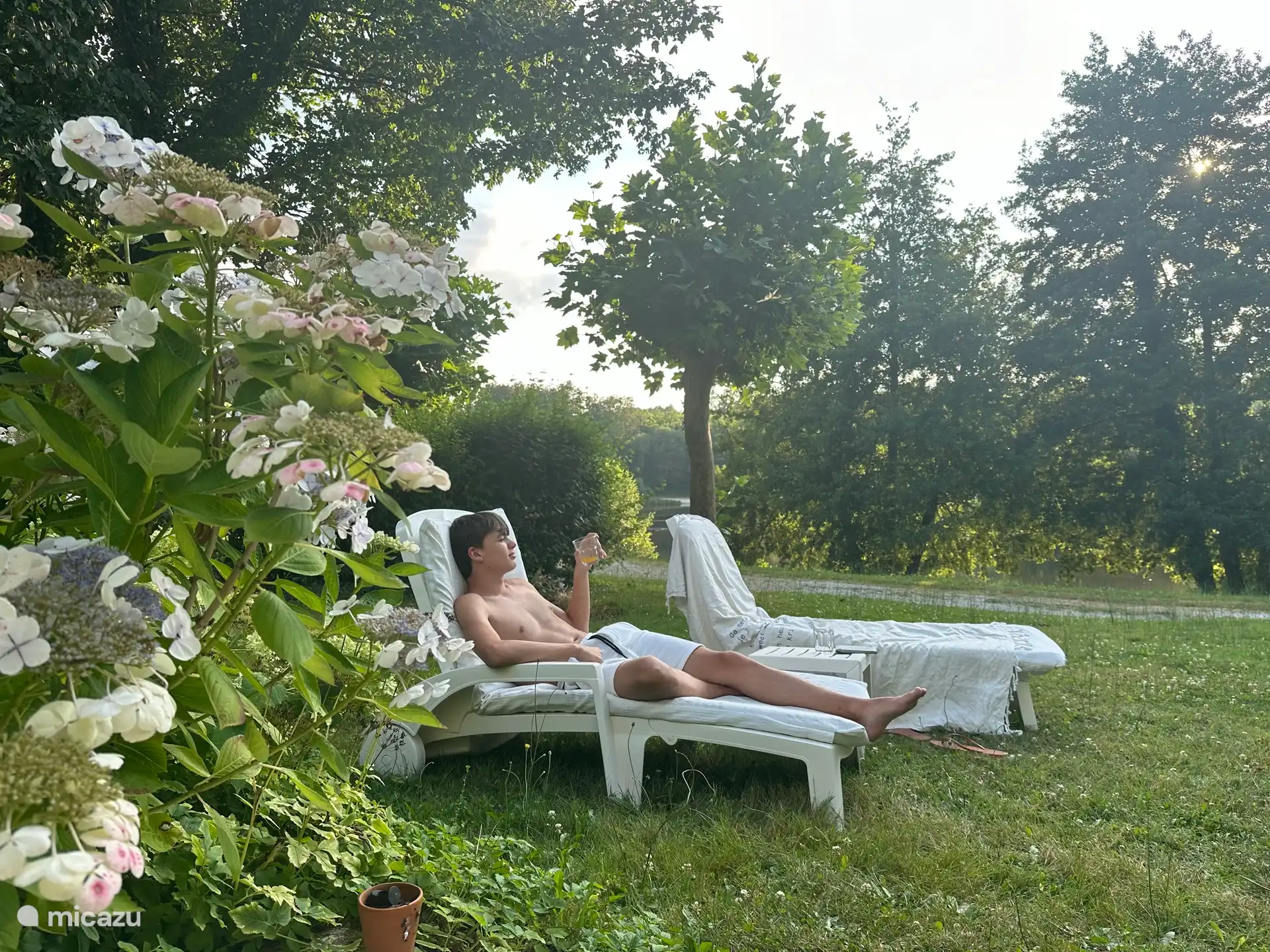 Se détendre dans le jardin