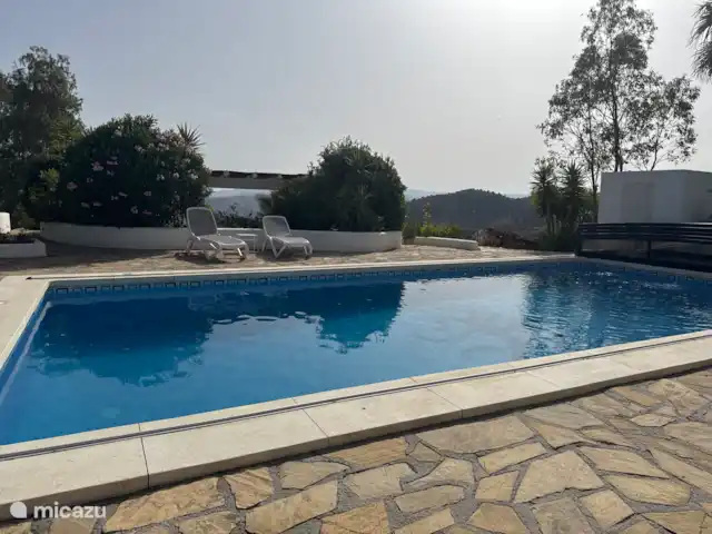 Villa Cipreses (más casa de huéspedes) en España, Andalucía, Canillas de Aceituno - villa Gran piscina