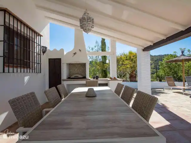 Villa Cipreses (más casa de huéspedes) en España, Andalucía, Canillas de Aceituno - villa Terraza