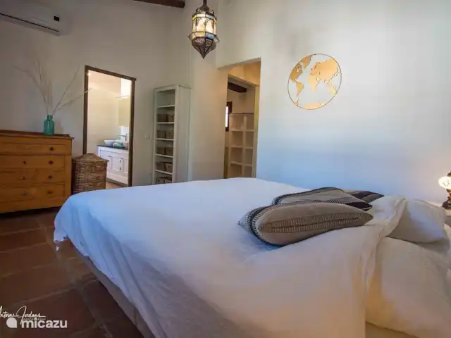 Villa Cipreses (más casa de huéspedes) en España, Andalucía, Canillas de Aceituno - villa Dormitorio 2